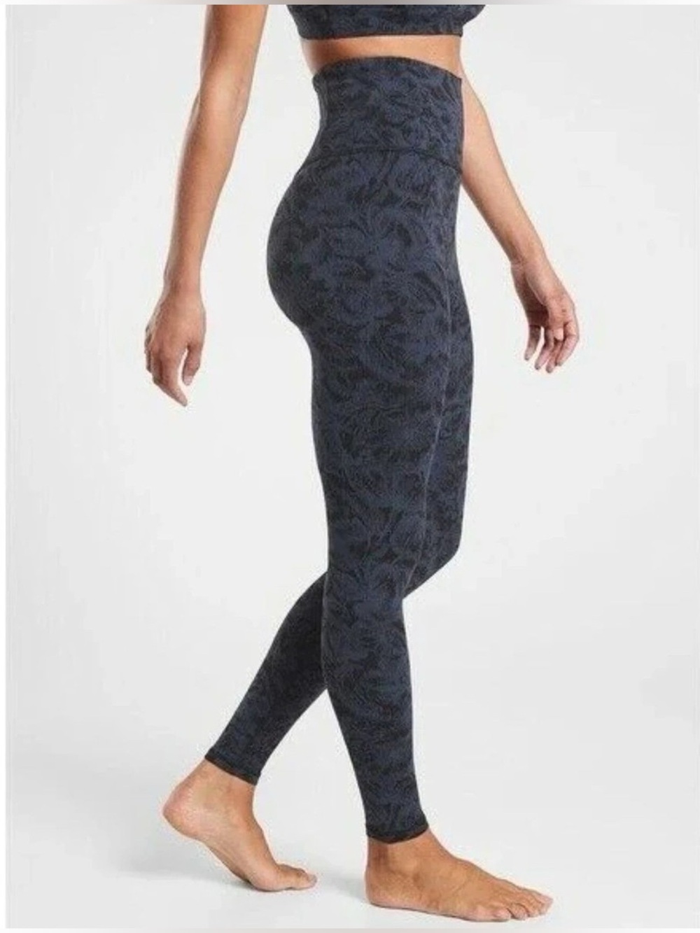Athleta Elation Textured Tight Leggings Frosted Floral Black Blue